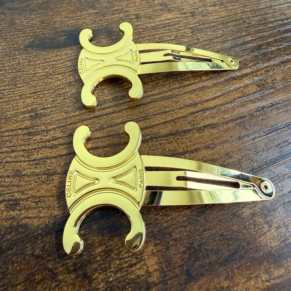 Celine Set of 2 Snap Hair Clips - Picture 3 of 7